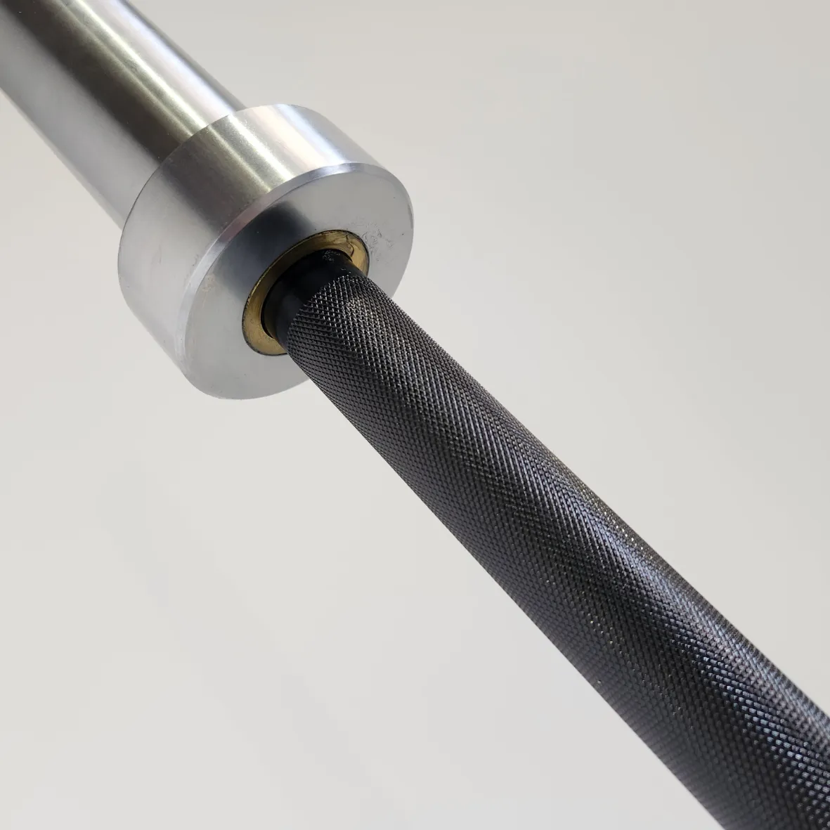ARROW 20kg Olympic Bar High Tensile - 240PSI
